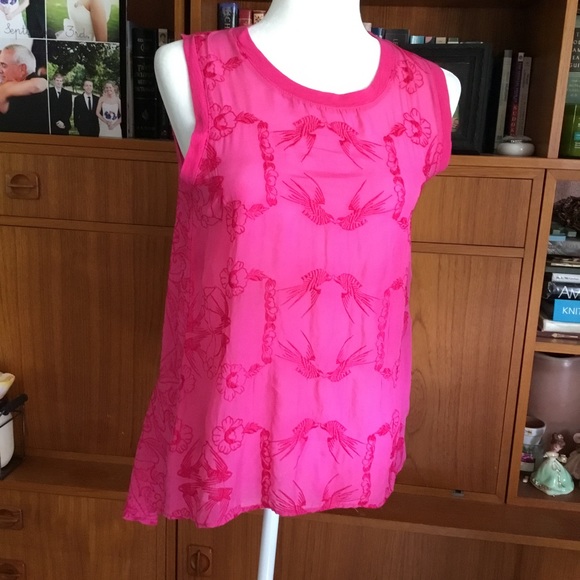 BRIGHT PINK HI-LO SILK BLOUSE - Picture 2 of 8